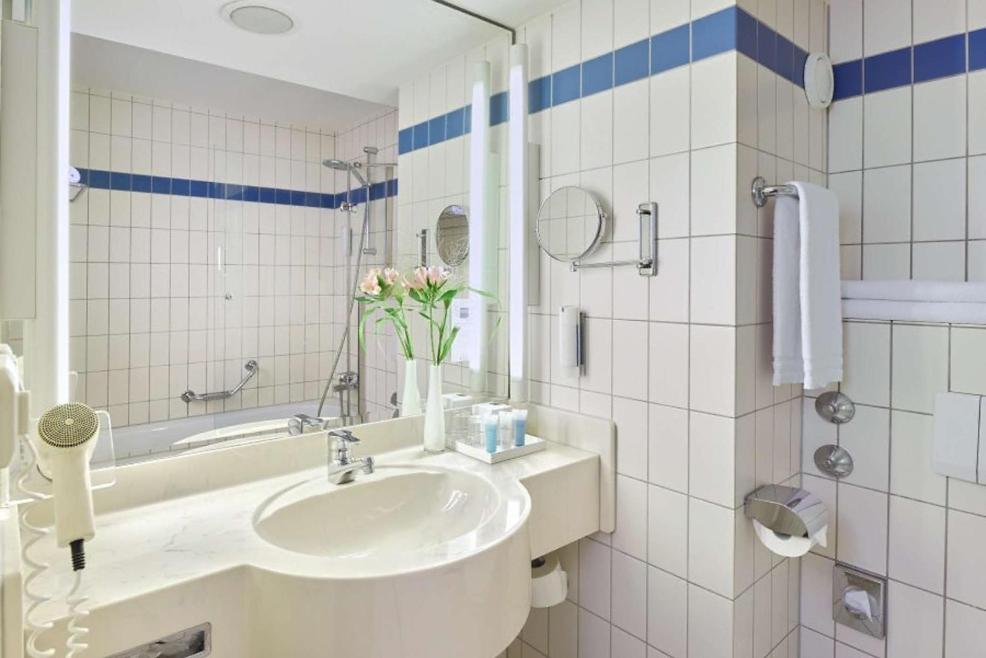 Standard Double or Twin Room,1544051431:JPEG